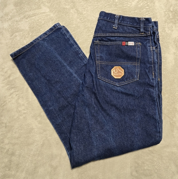 Walls FR Flame Resistant Jeans 2112 Sz 36 X 30 Like NEW ATPV 24.2 2HRC Workwear - Picture 1 of 9